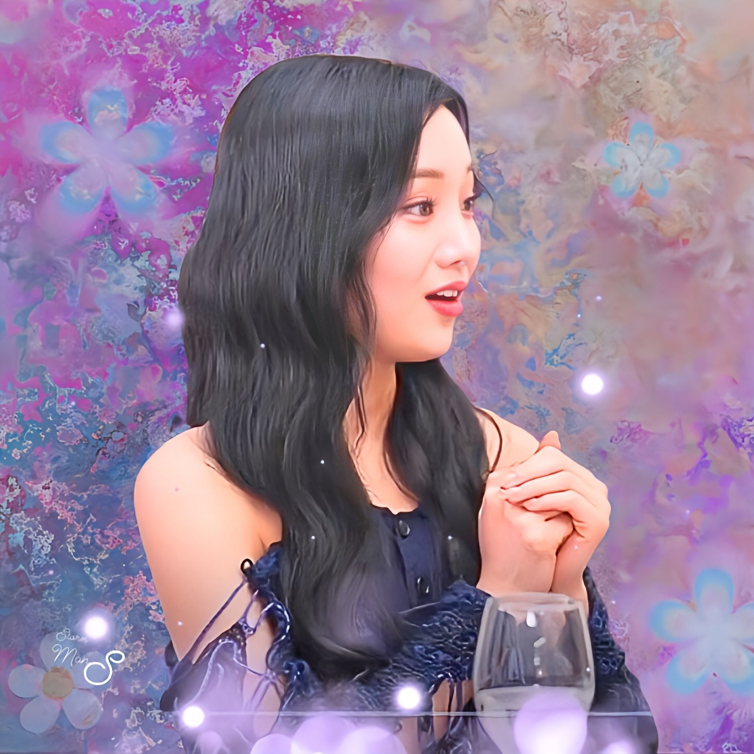 A moment captured by a fan of Kim Soyeon (2004)