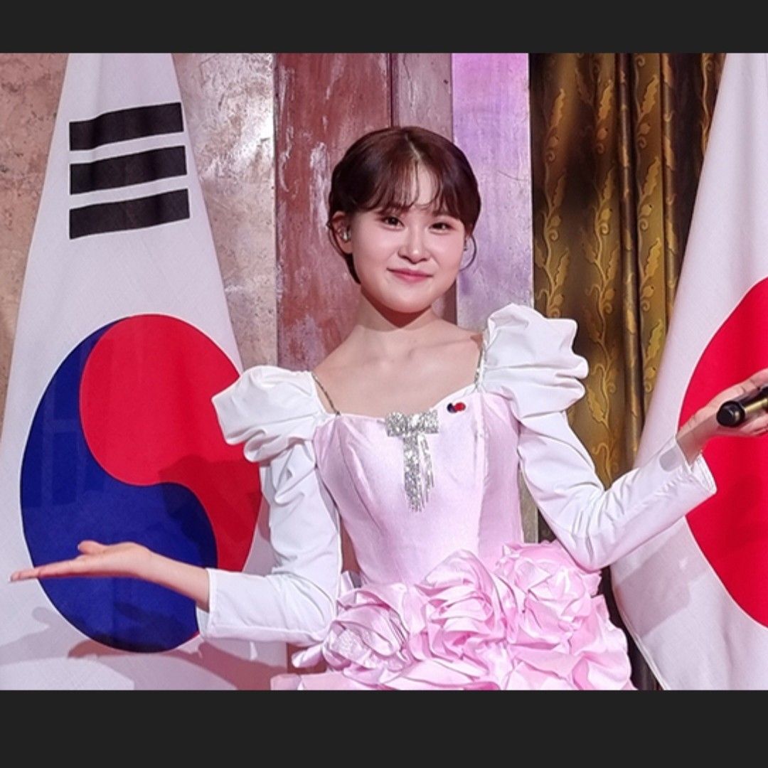 Recent activity shot of Kim Dahyun