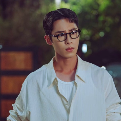 Latest photo of Lee Jaewook