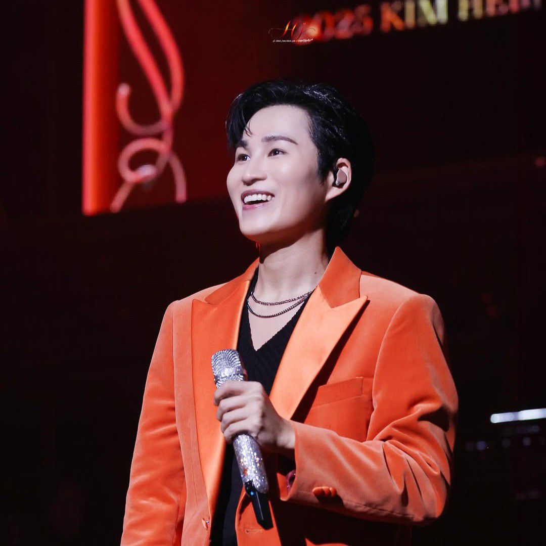 金熙栽的最新照片