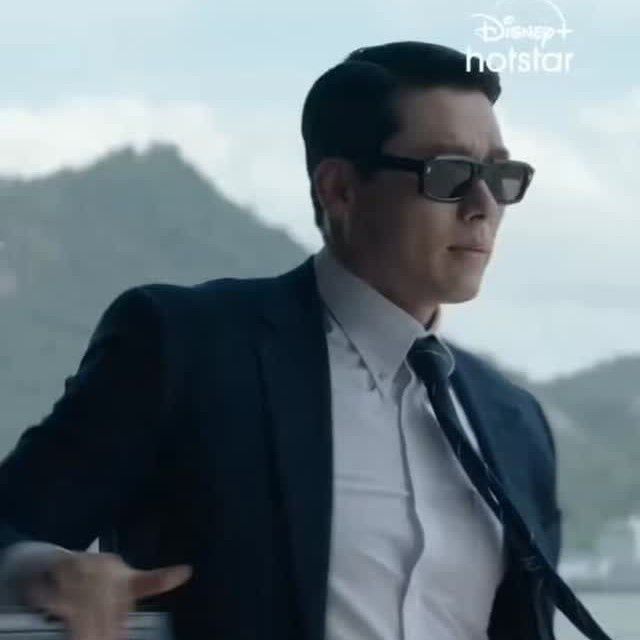 Momen yang diabadikan oleh penggemar Hyun Bin