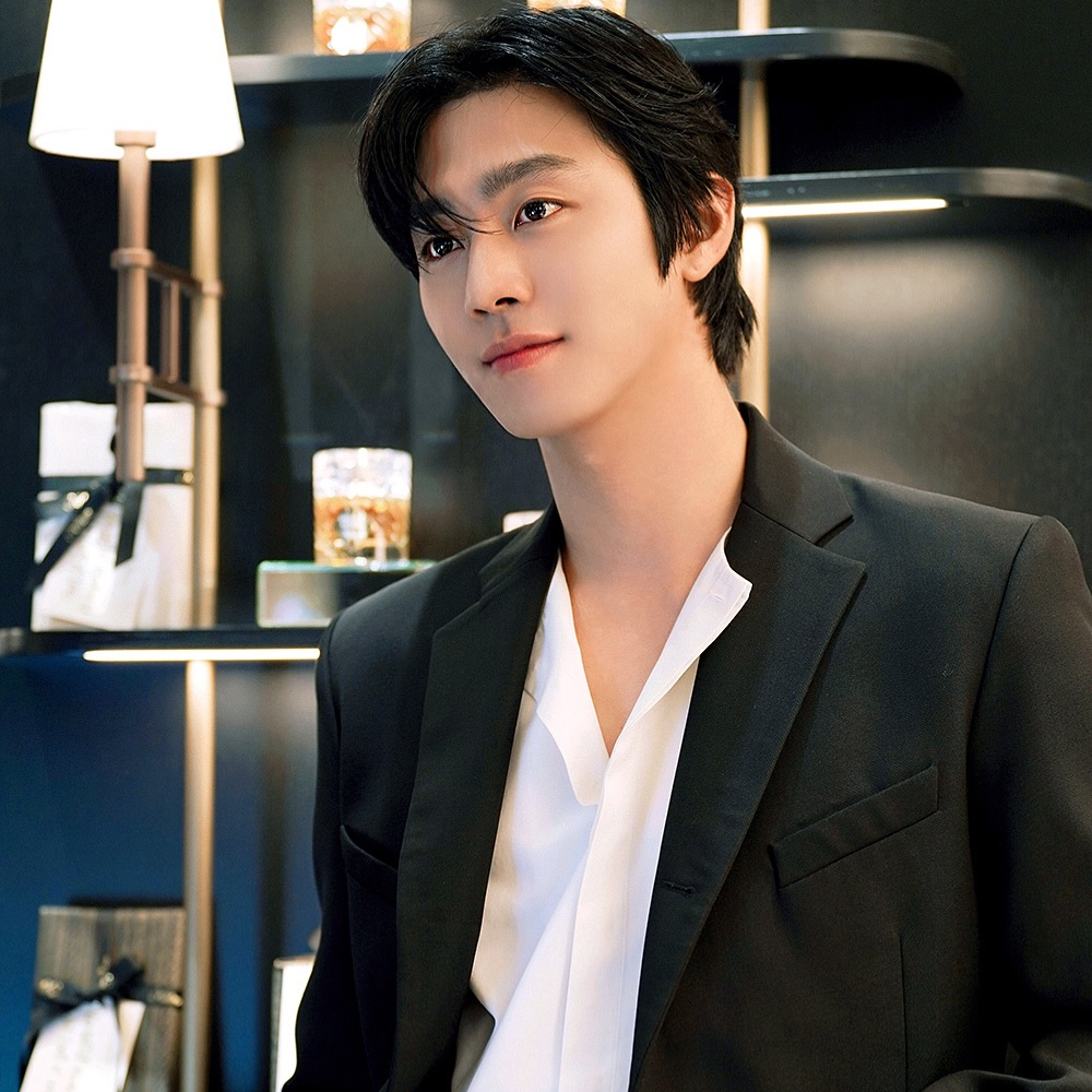 A moment captured by a fan of Ahn Hyoseop