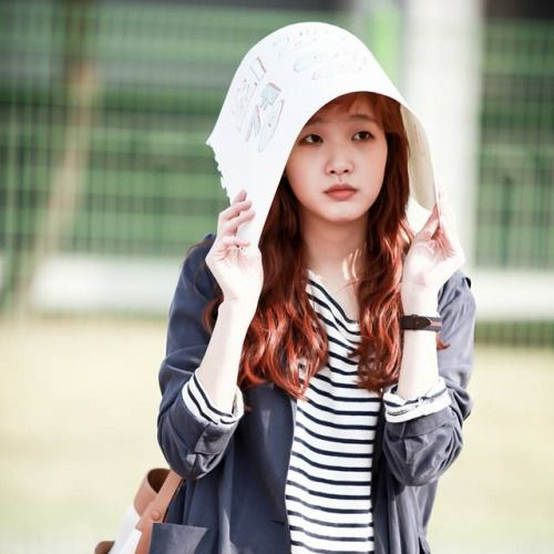 Foto kegiatan terbaru dari Kim Goeun