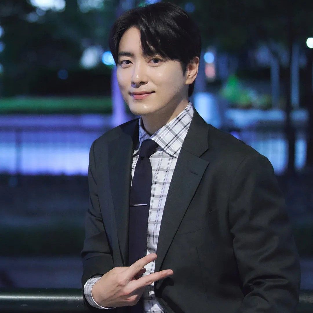 Latest photo of Lee Joonhyuk