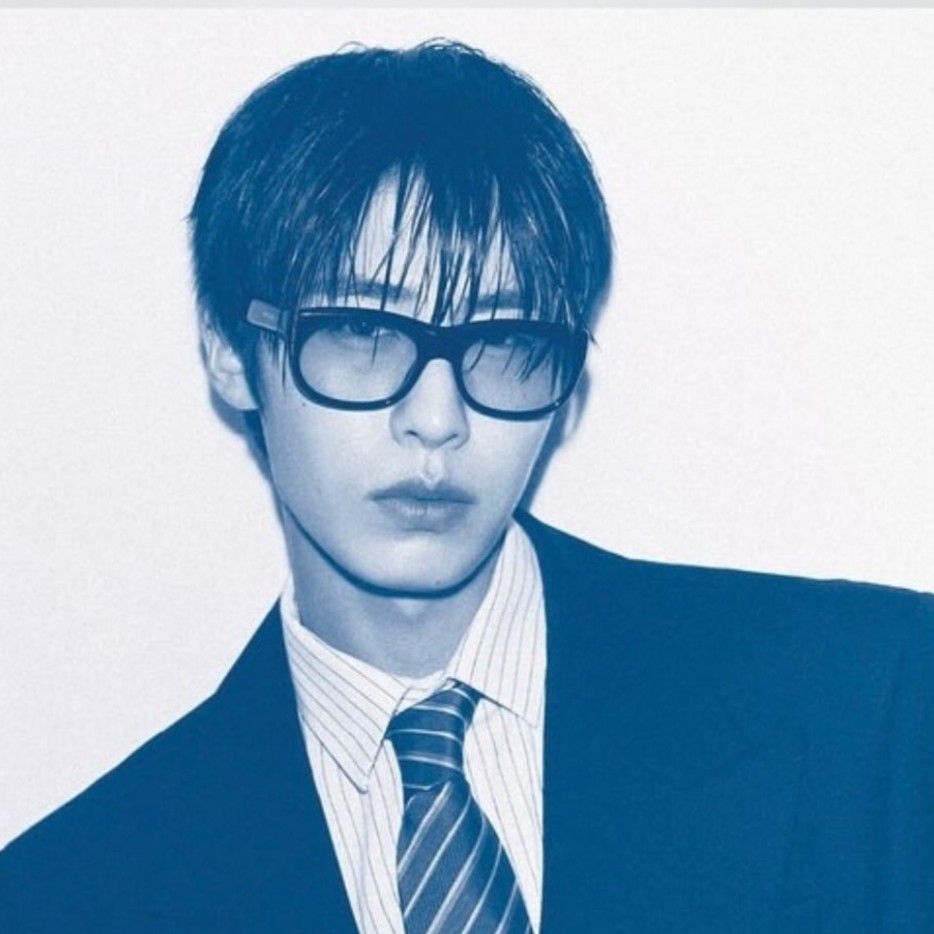 Recent activity shot of Lee Jaewook