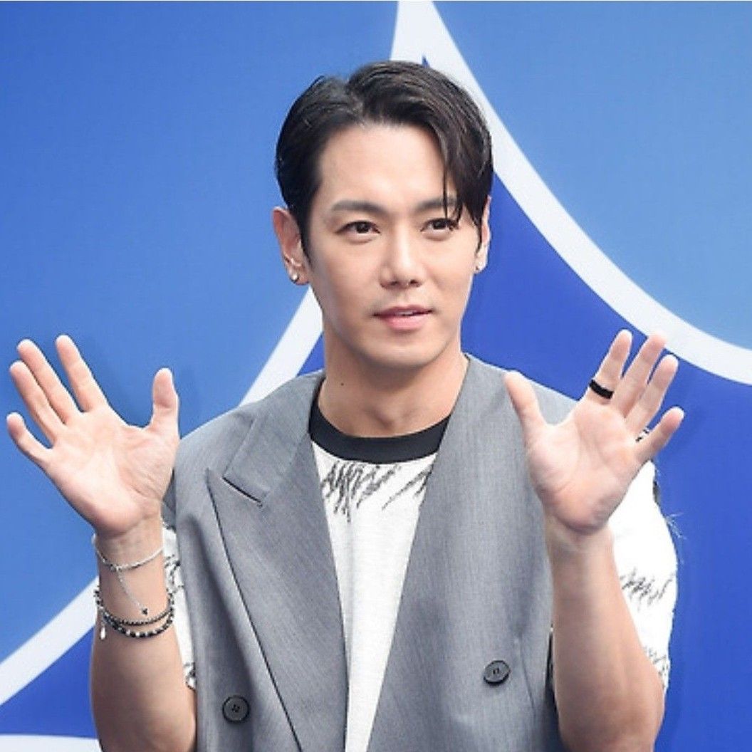 Latest photo of Hwanhee