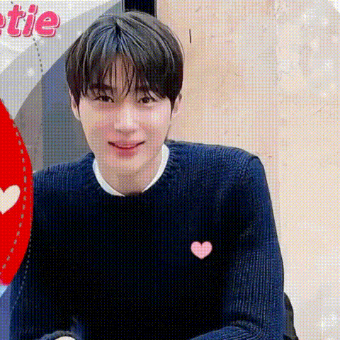 Behind-the-scenes cut of Byeon Wooseok