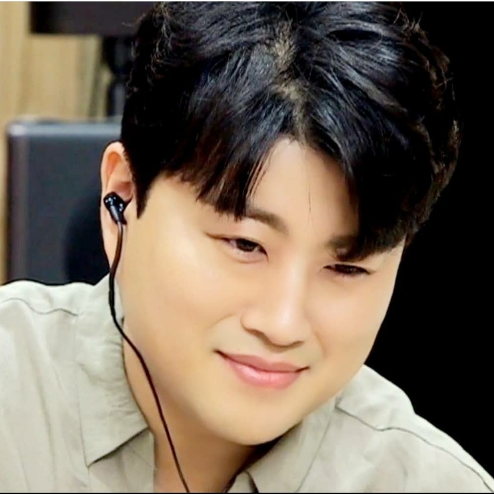 キム・ホジュンの最近の活動ショット