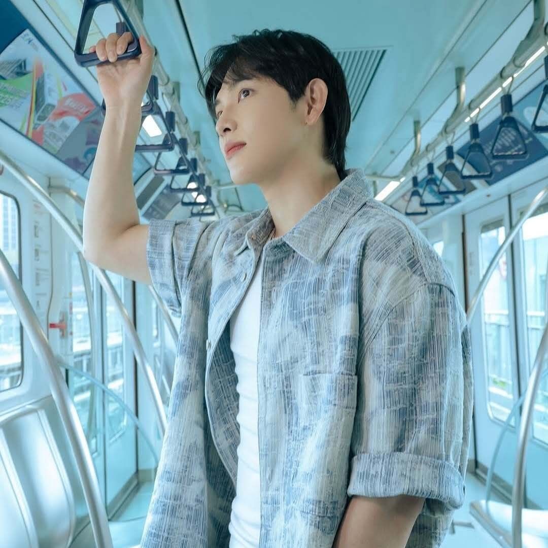 Recent activity shot of Lim Siwan