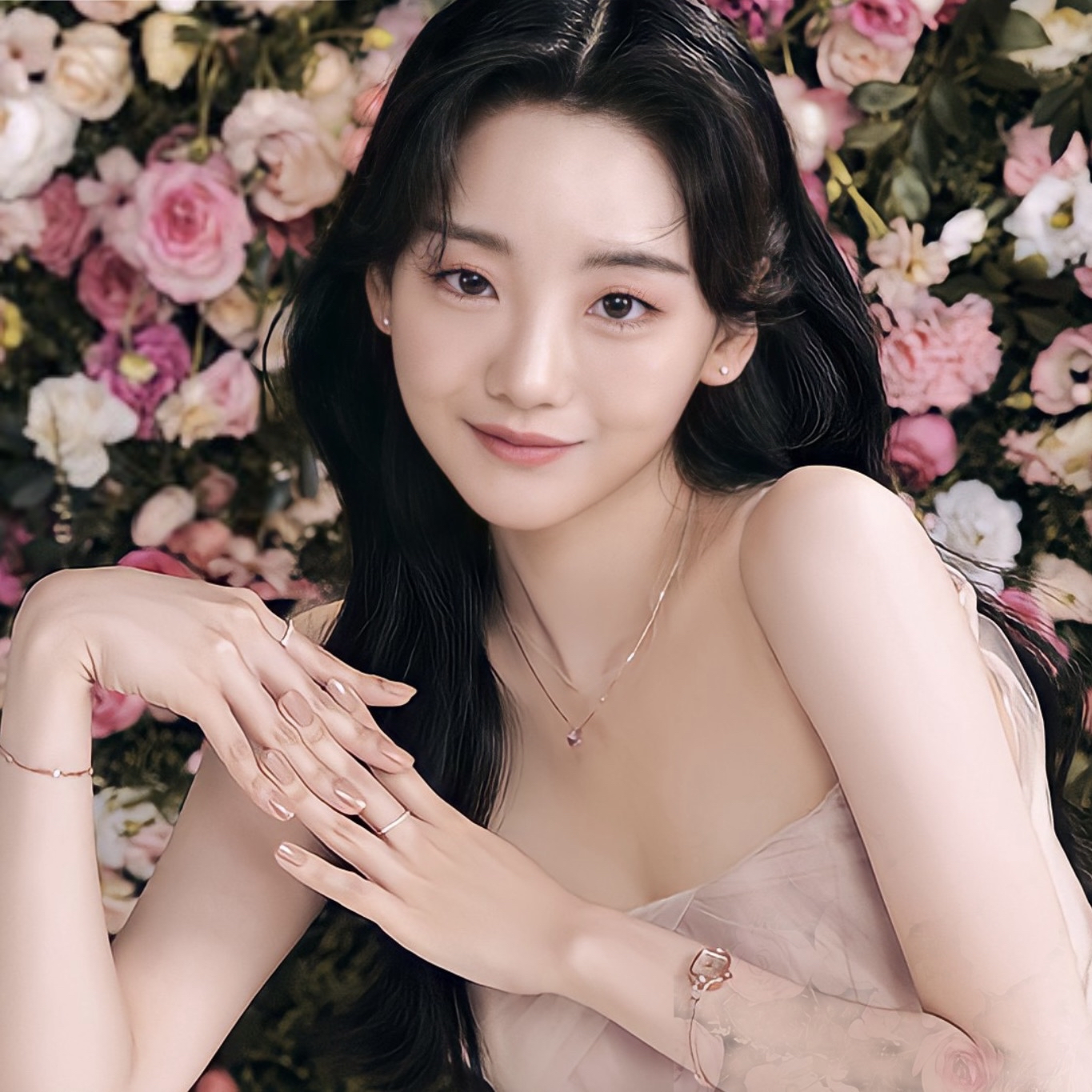 Latest photo of Cho Yihyun