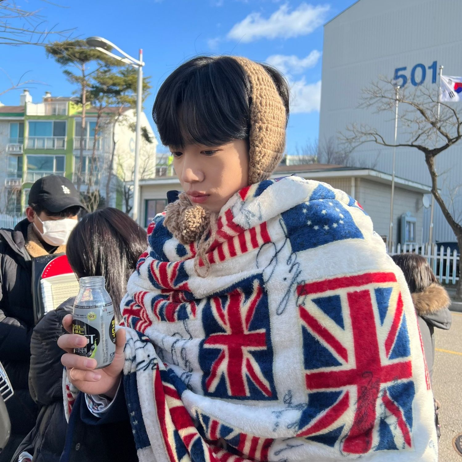 Behind-the-scenes cut of Kim Yohan