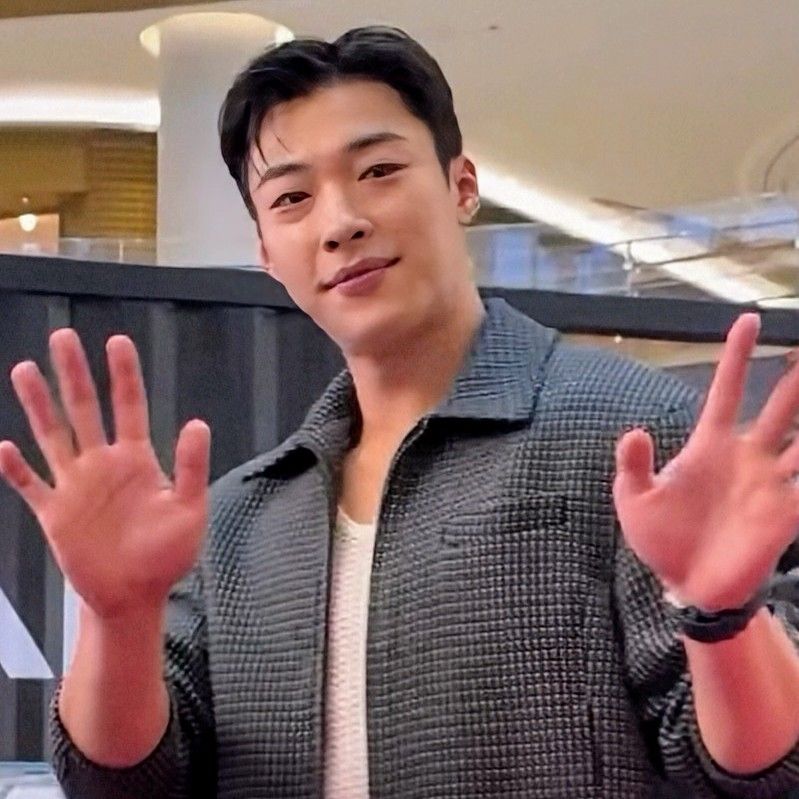 Latest photo of Woo Dohwan