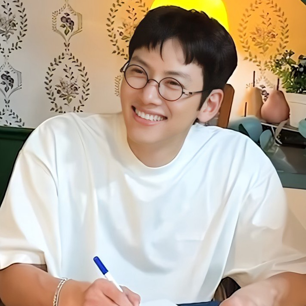 지창욱의 최신 사진