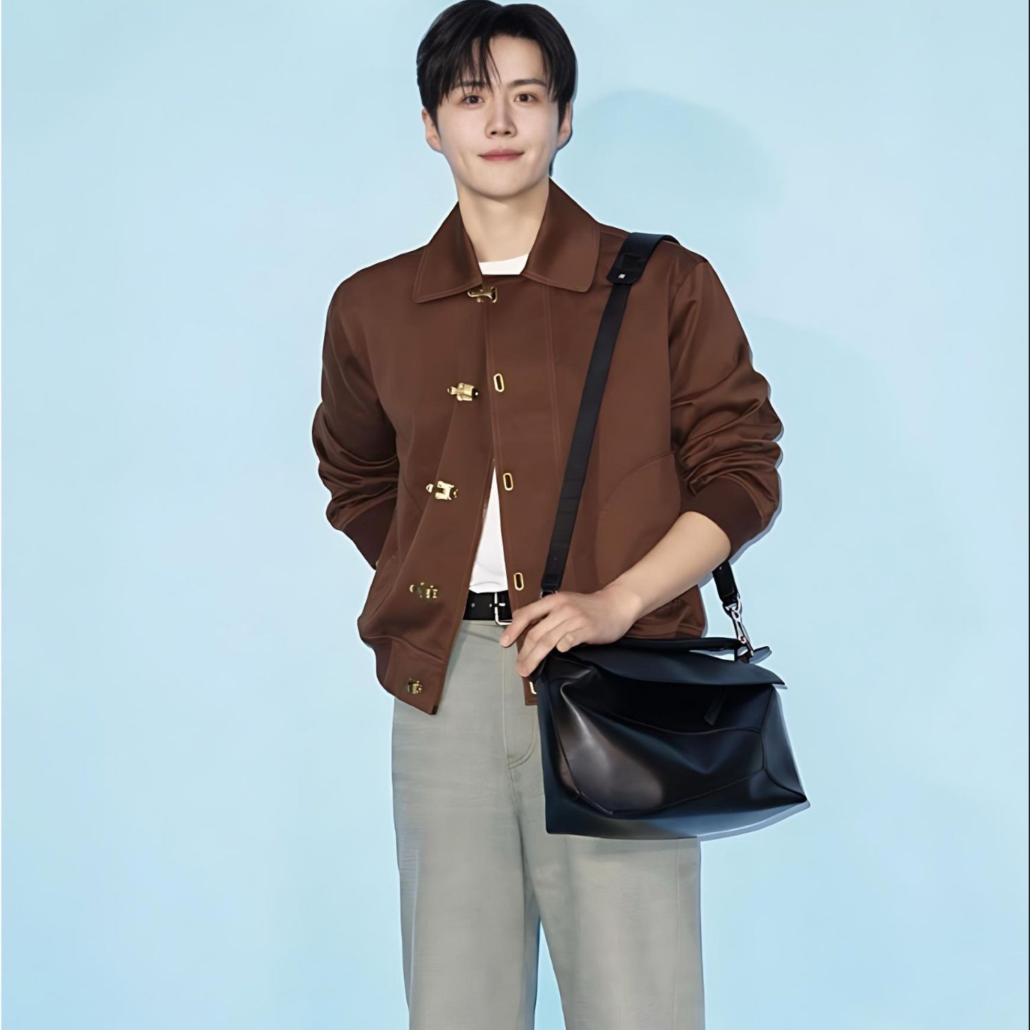 Behind-the-scenes cut of Kim Seonho