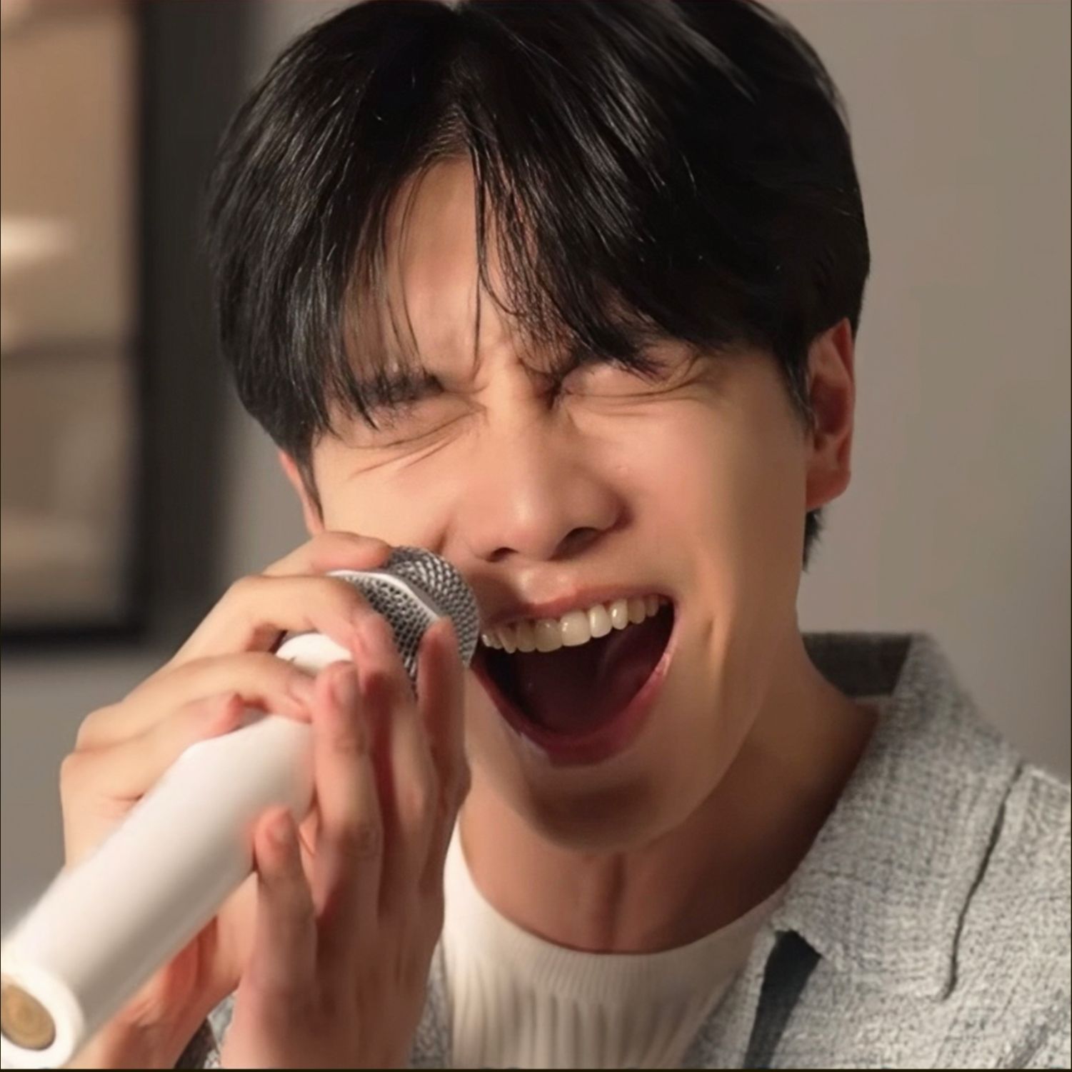 Momen yang diabadikan oleh penggemar Lee Seunggi