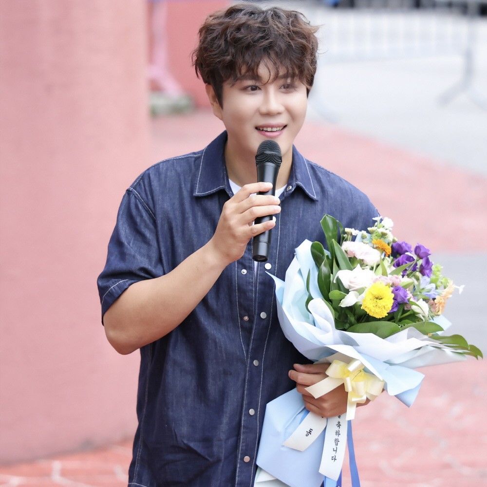 Behind-the-scenes cut of Jin Haesung