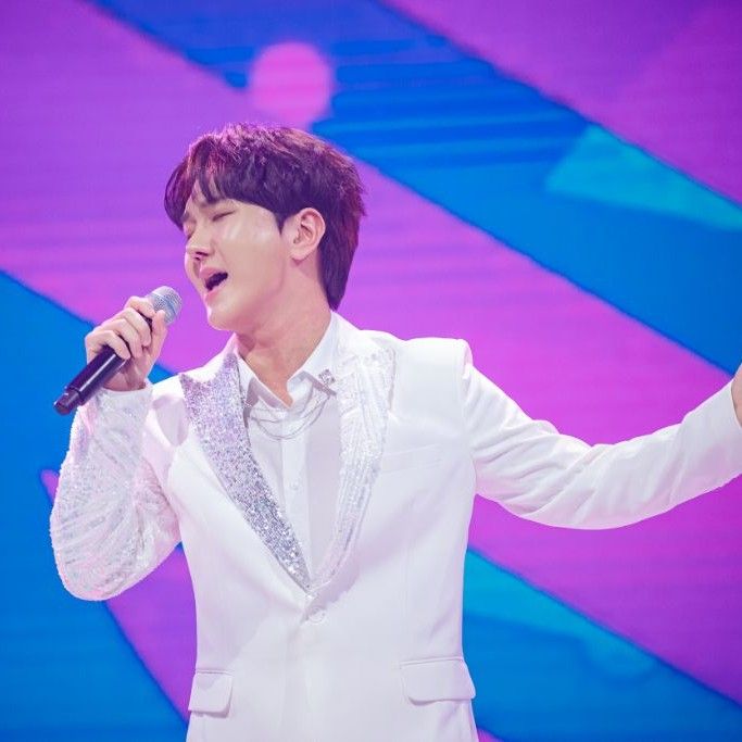 A moment captured by a fan of Kim Soochan