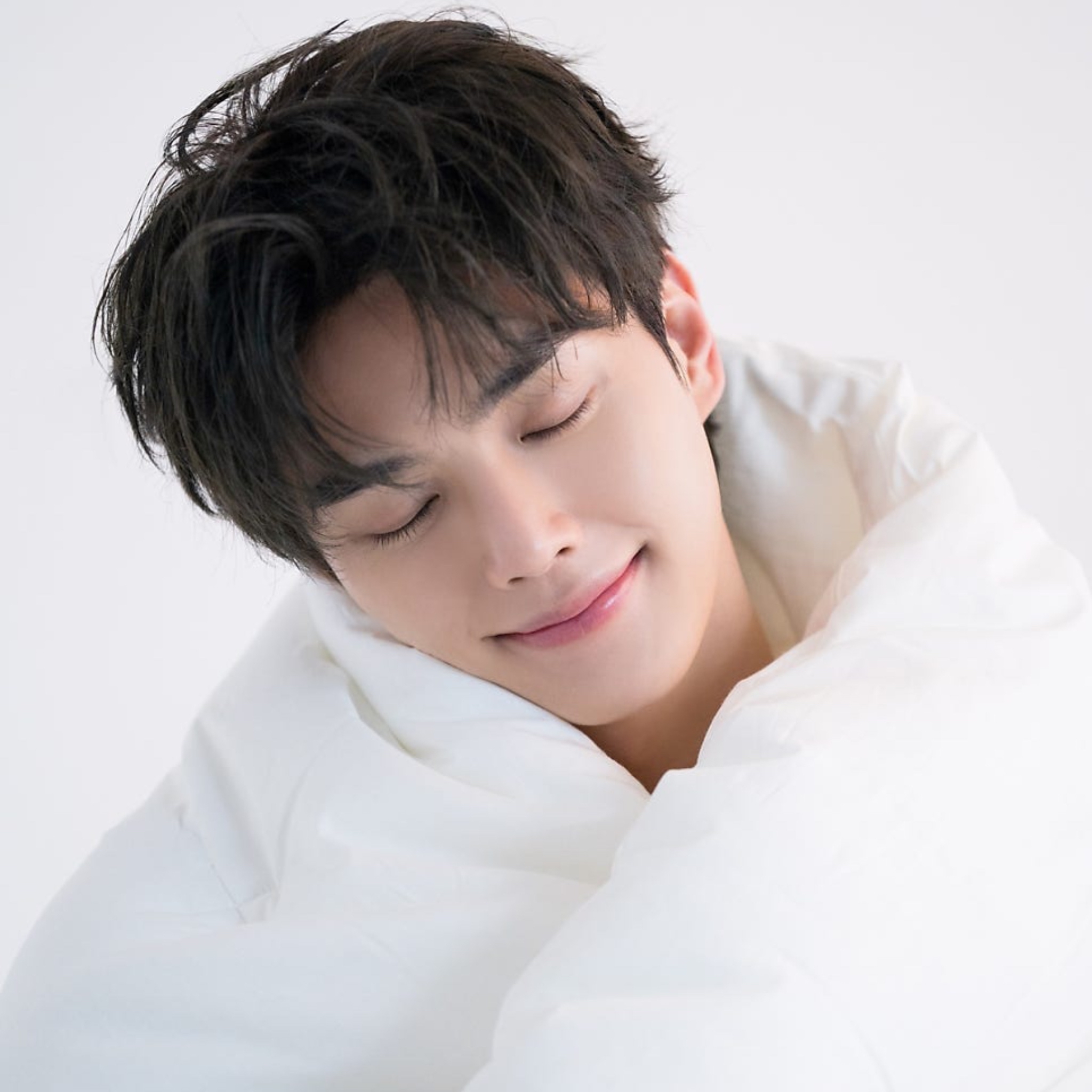 Recent activity shot of Song Kang