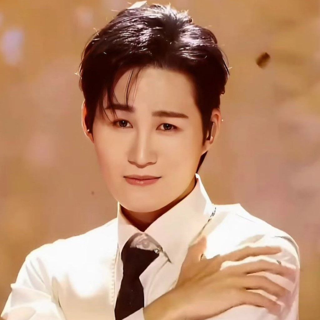 金熙栽的最新照片