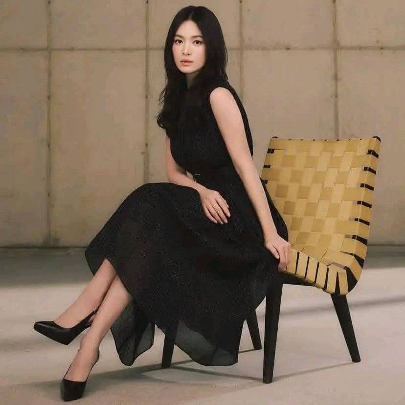 A moment captured by a fan of Song Hyekyo