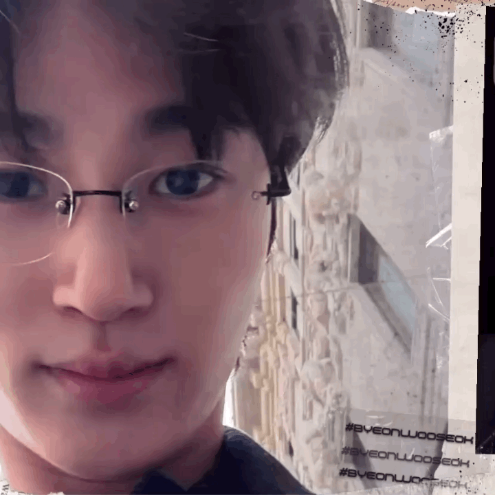 Latest photo of Byeon Wooseok