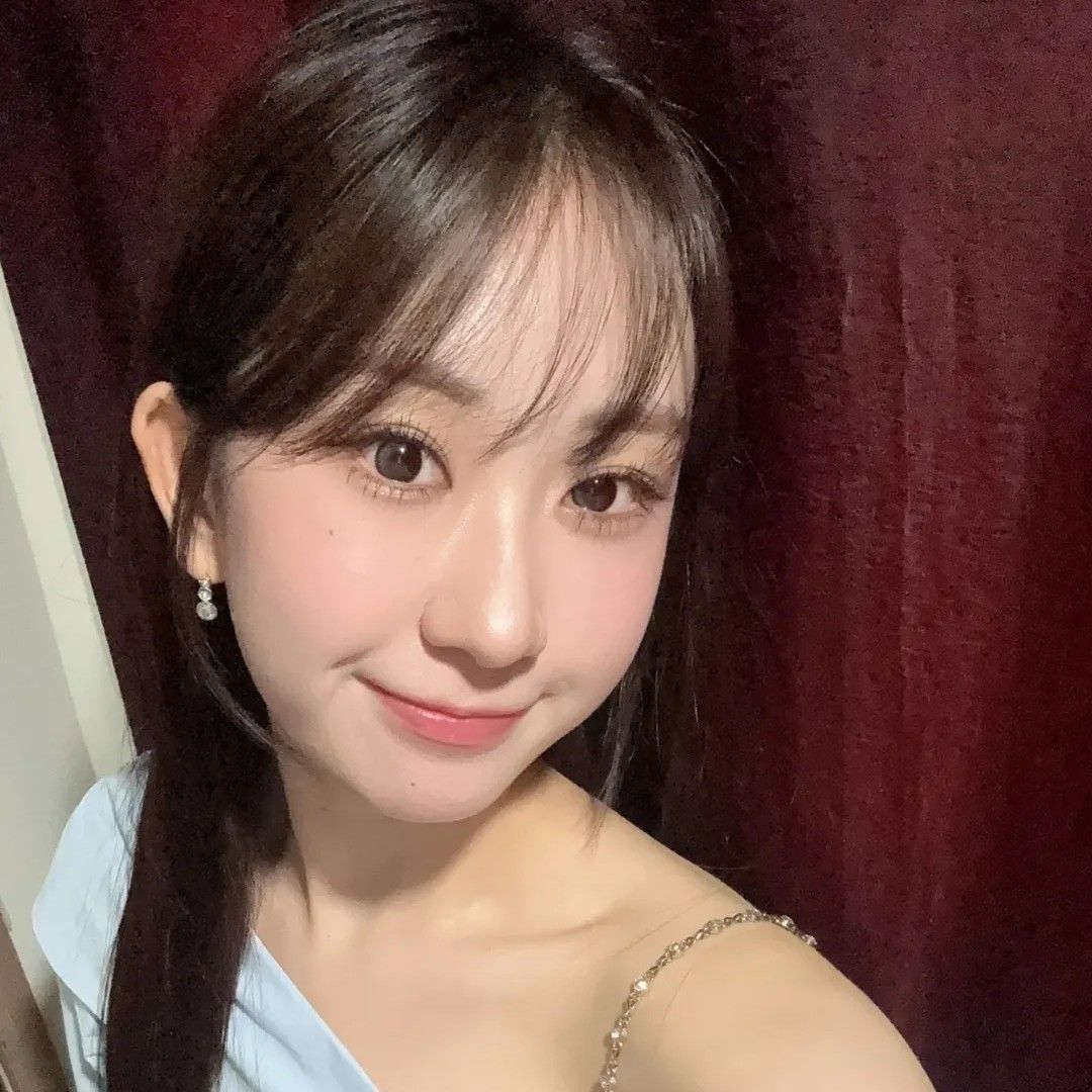 Foto kegiatan terbaru dari Jeon Yujin