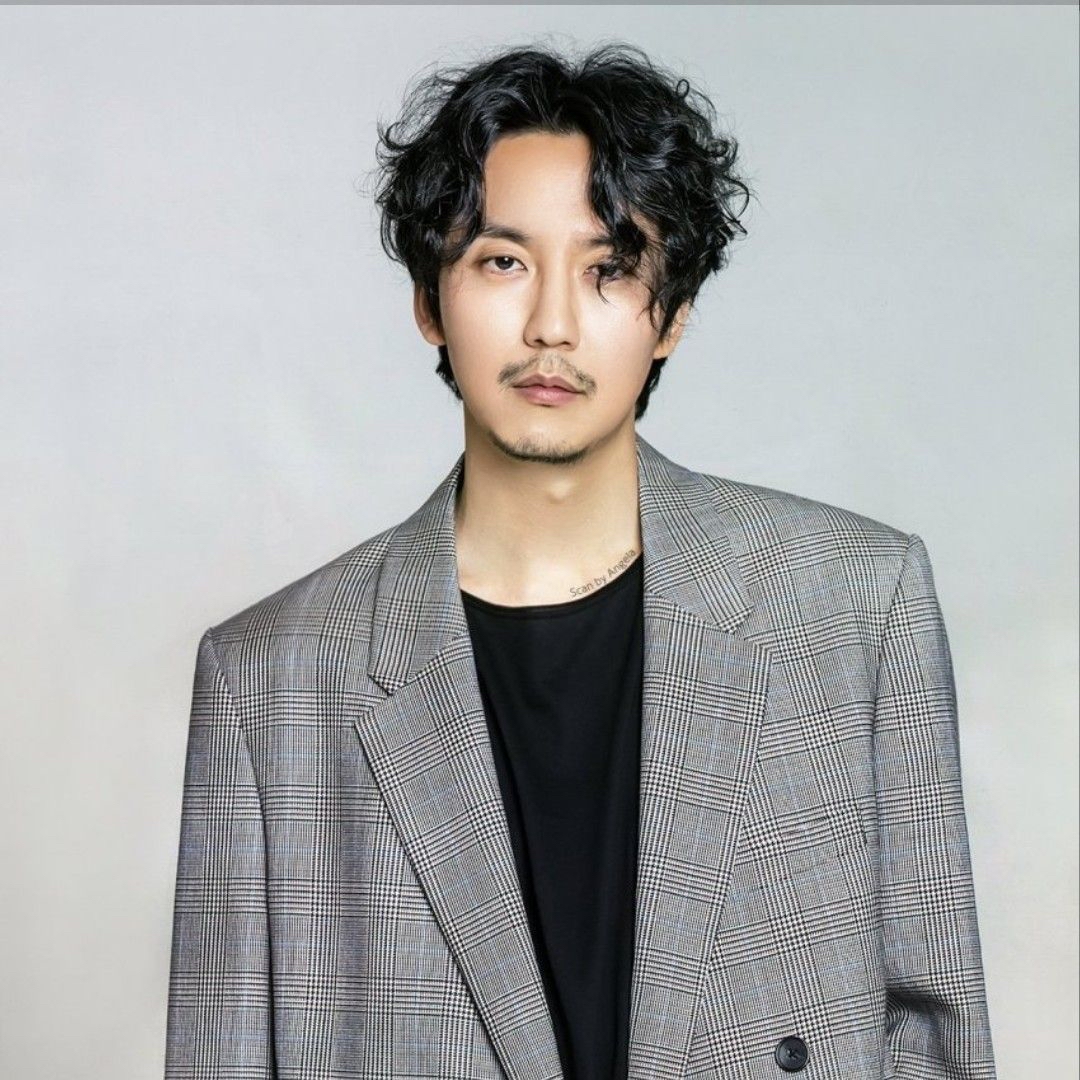 Recent activity shot of Kim Namgil