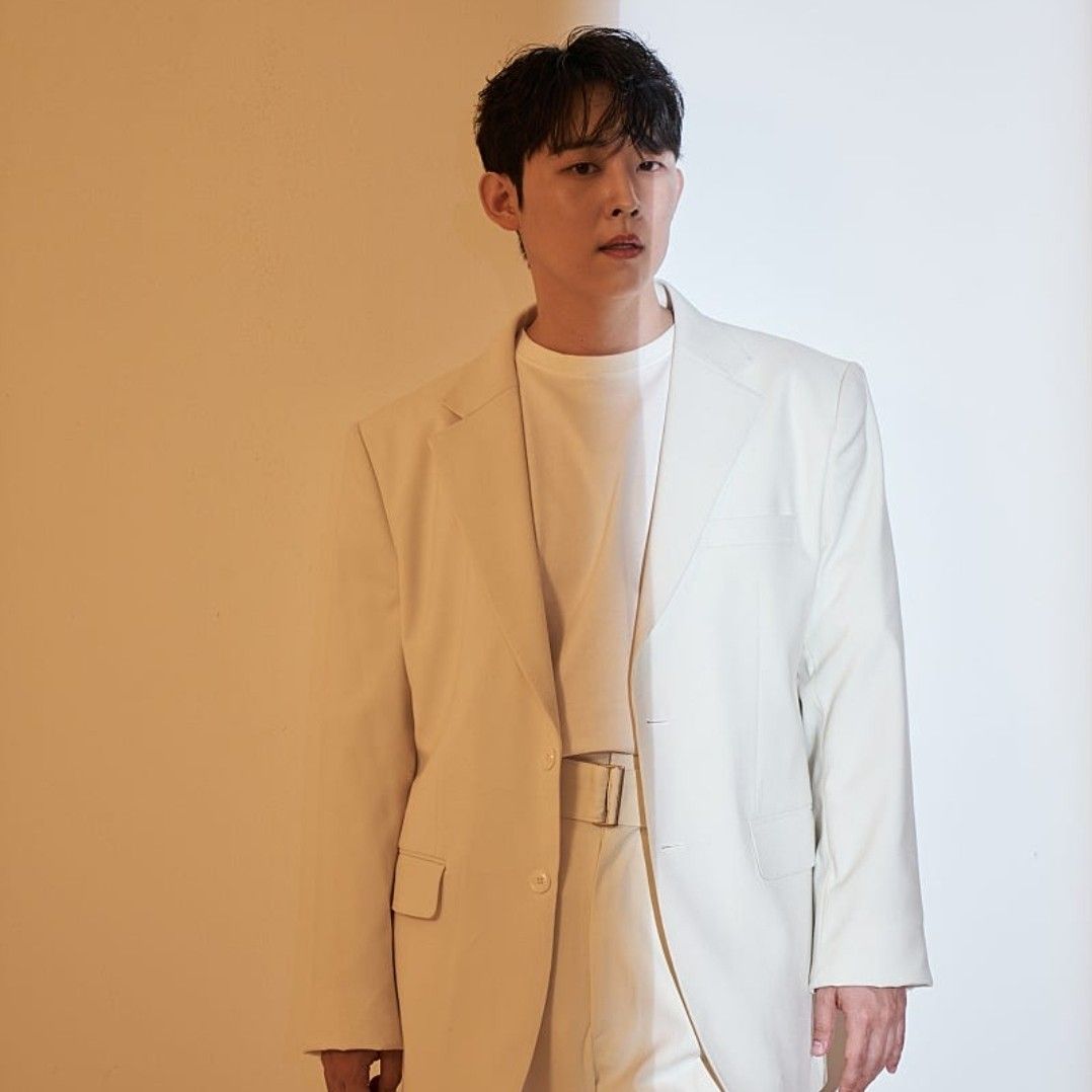 Latest photo of Jinuk