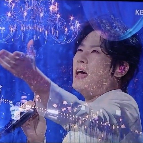 Behind-the-scenes cut of Kang Moonkyung