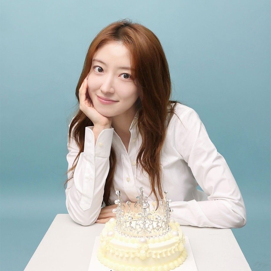 Recent activity shot of Lee Seyoung