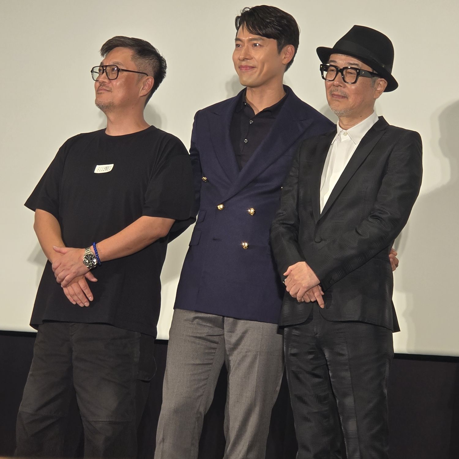 Behind-the-scenes cut of Hyun Bin