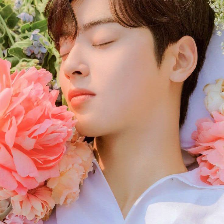 チ・チャンウクの最近の活動ショット