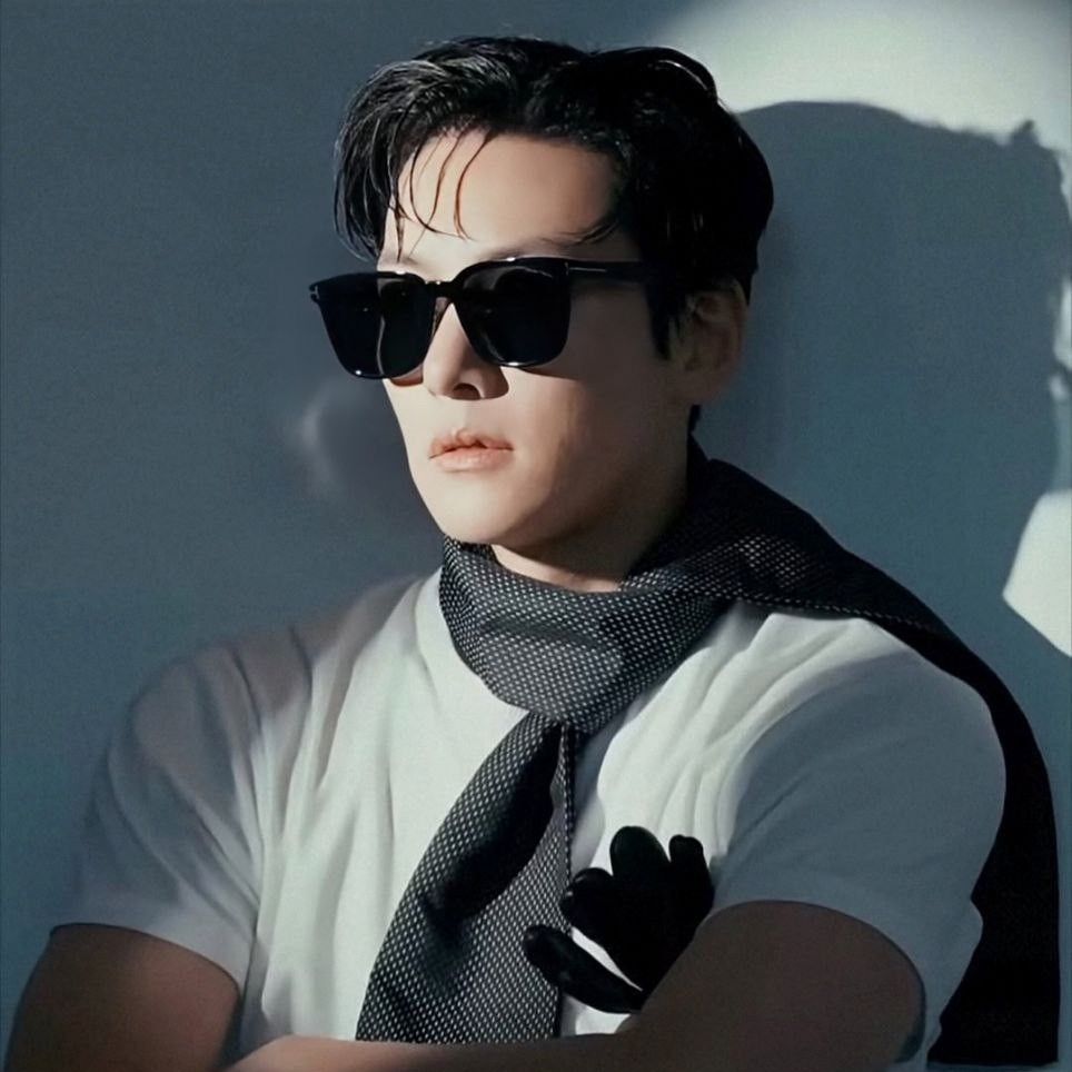 Behind-the-scenes cut of Ji Changwook