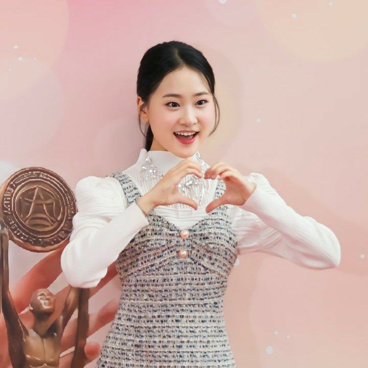 Momen yang diabadikan oleh penggemar Kim Dahyun