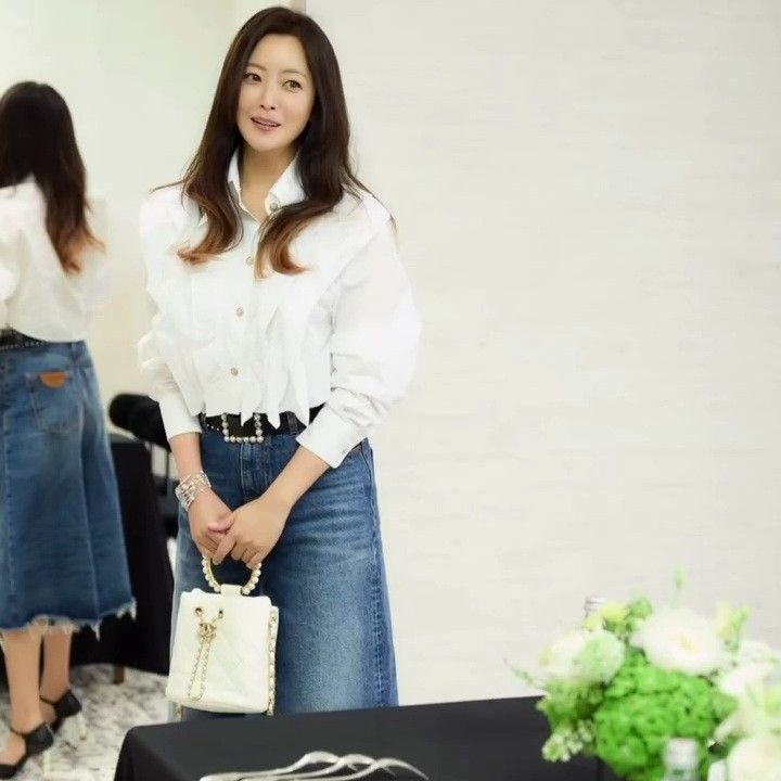 Recent activity shot of Kim Heesun