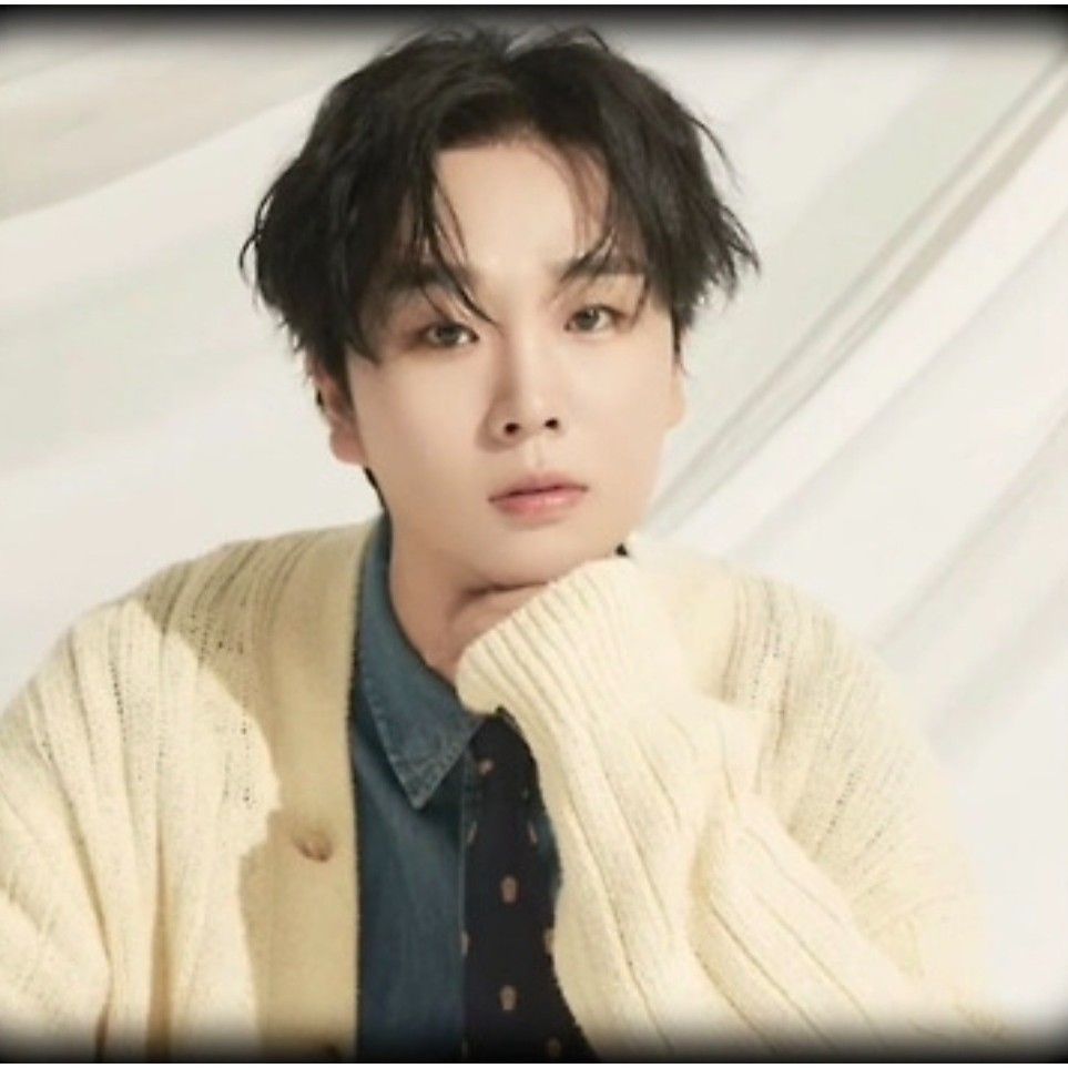 Behind-the-scenes cut of Song Minjun