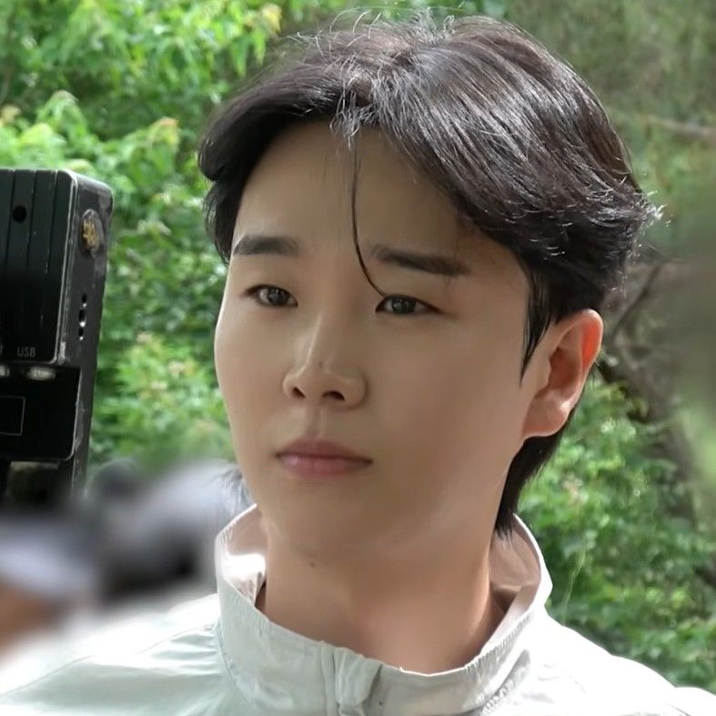 Latest photo of Song Minjun