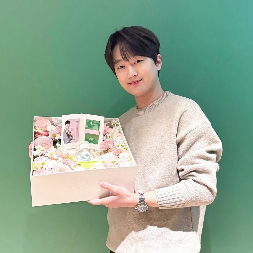 Recent activity shot of Lee Chanwon