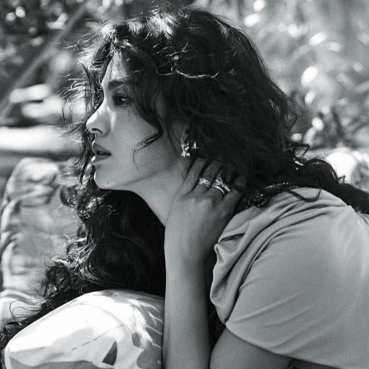 송혜교 최근 활동샷