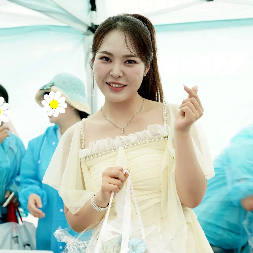 Latest photo of Miss Kim