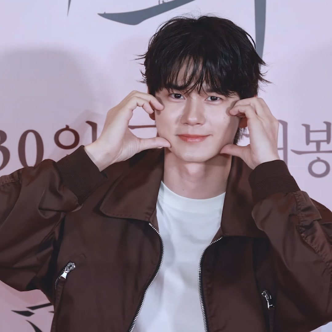 옹성우의 최신 사진