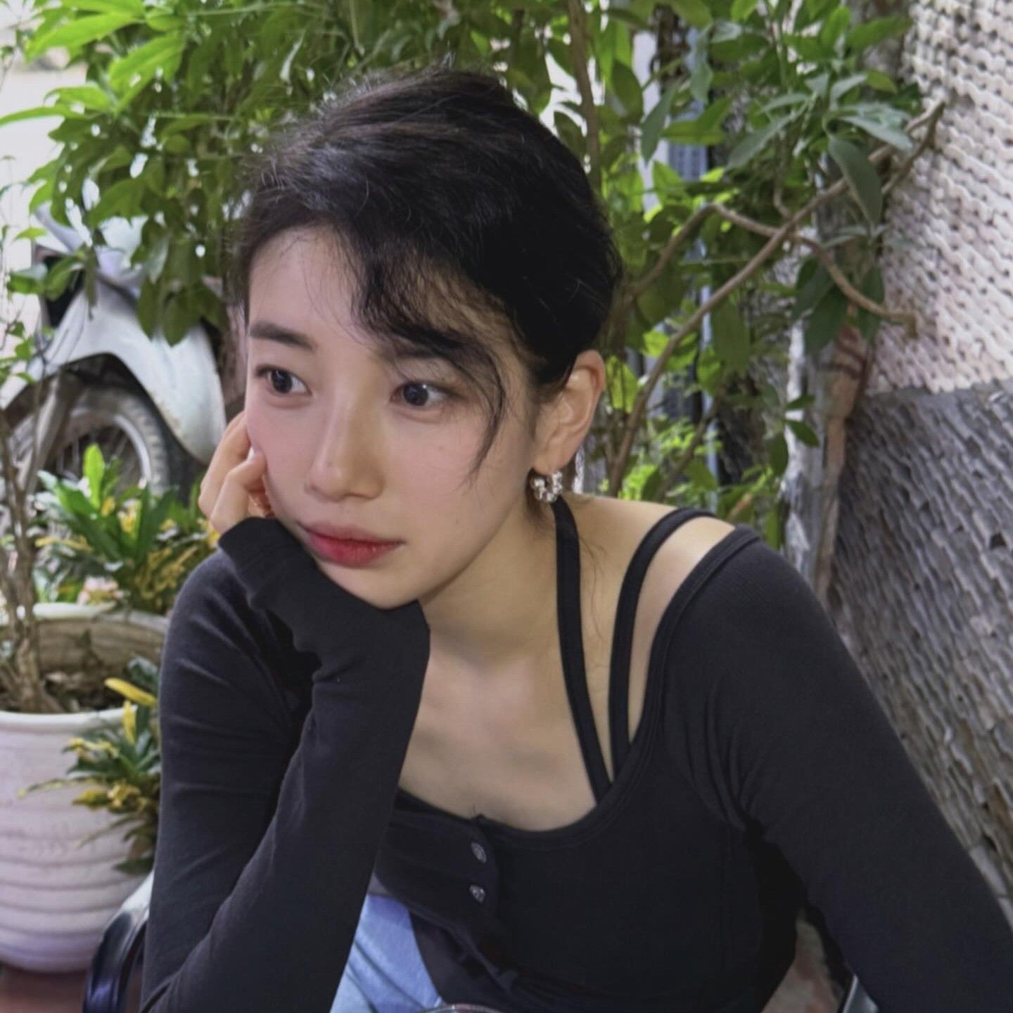 Latest photo of Bae Suzy