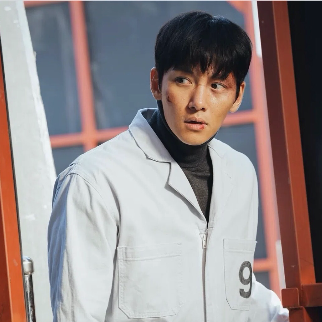 Latest photo of Ji Changwook