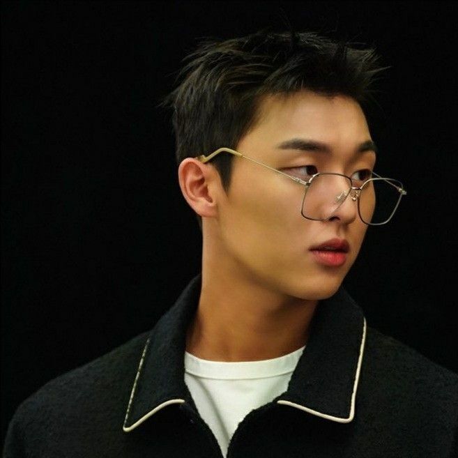 Latest photo of Choi Hyunwook