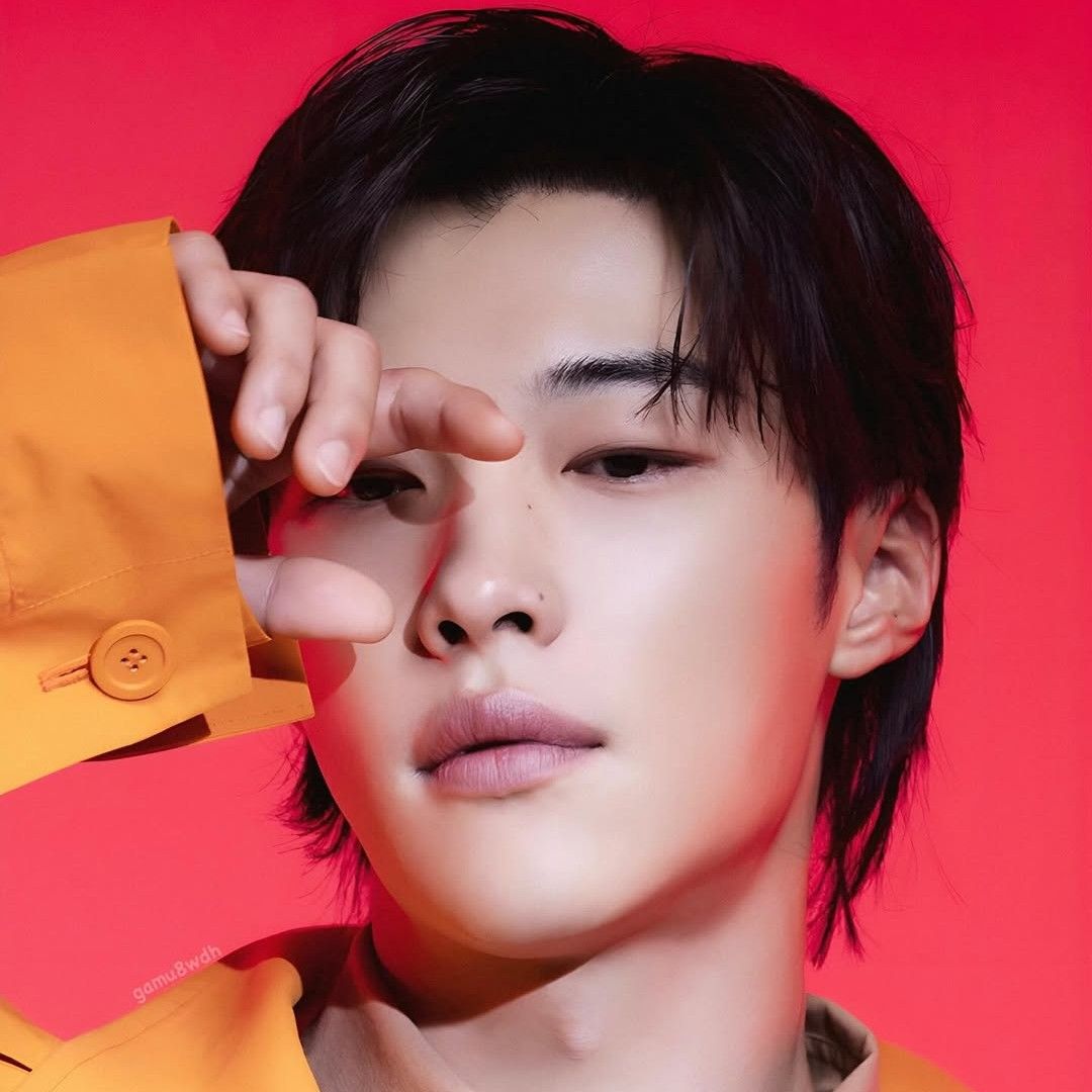 A moment captured by a fan of Woo Dohwan