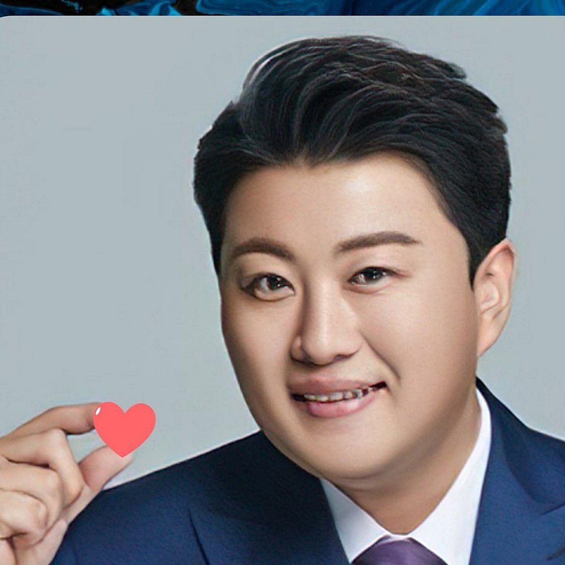 粉絲拍下的金浩中瞬間