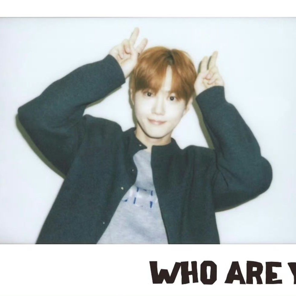Behind-the-scenes cut of Suho