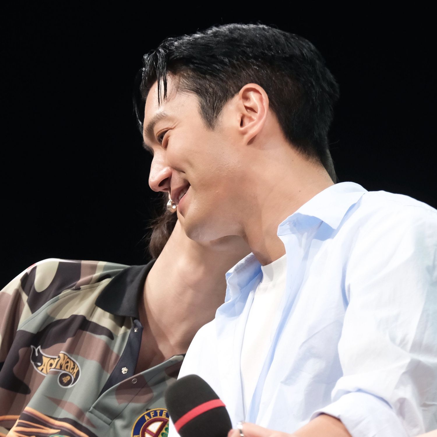 Recent activity shot of Choi Siwon