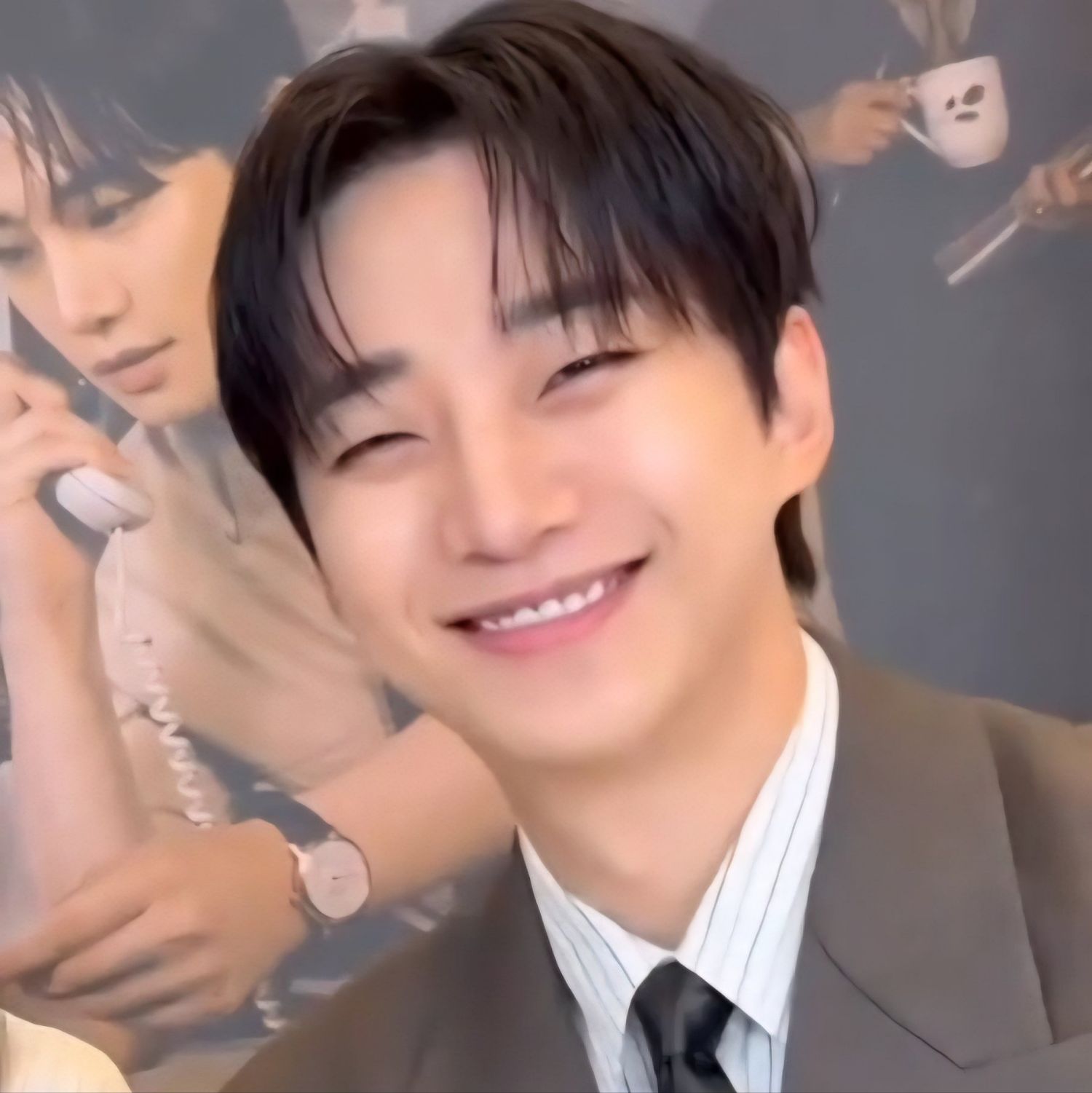 粉丝拍下的李俊昊瞬间