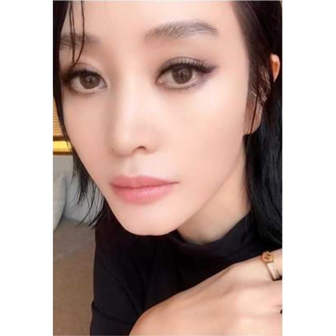 A moment captured by a fan of Kim Hyesoo